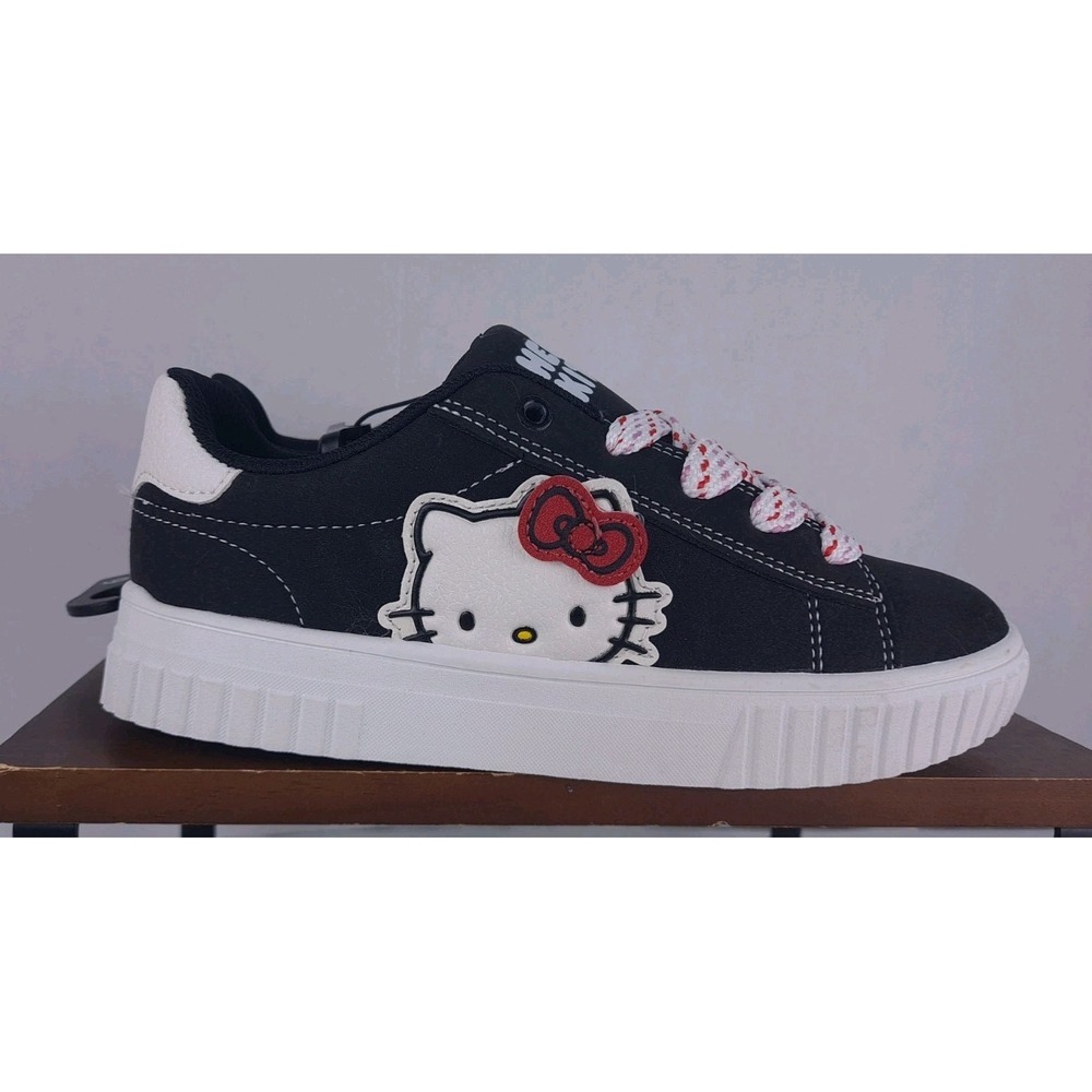 Hello Kitty Shoe Sanrio Women's Size 6 Black Casual Court Sneakers New Big Lace